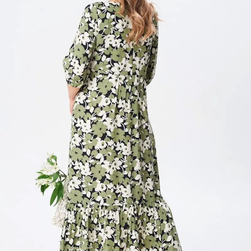 đ„Lezser virĂĄgmintĂĄs, fĂ©lujjas nĆi ruhĂĄk