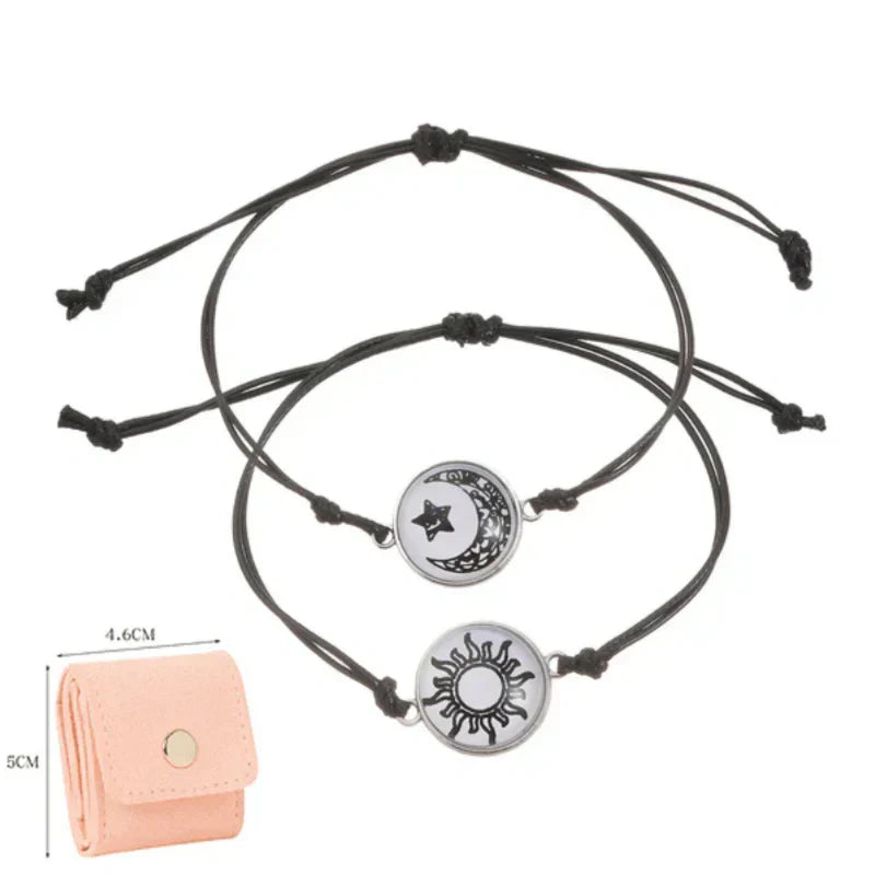 Nap és Hold – Egy Lélek. 💞 Karkötők pároknak, akik a távolság ellenére is összekapcsolódnak.